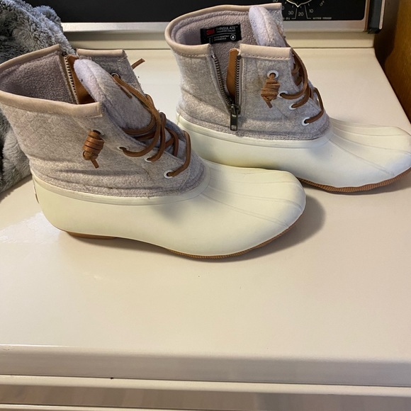 Sperry Saltwater Wool Embossed Duck Boot in Oat - Picture 4 of 8